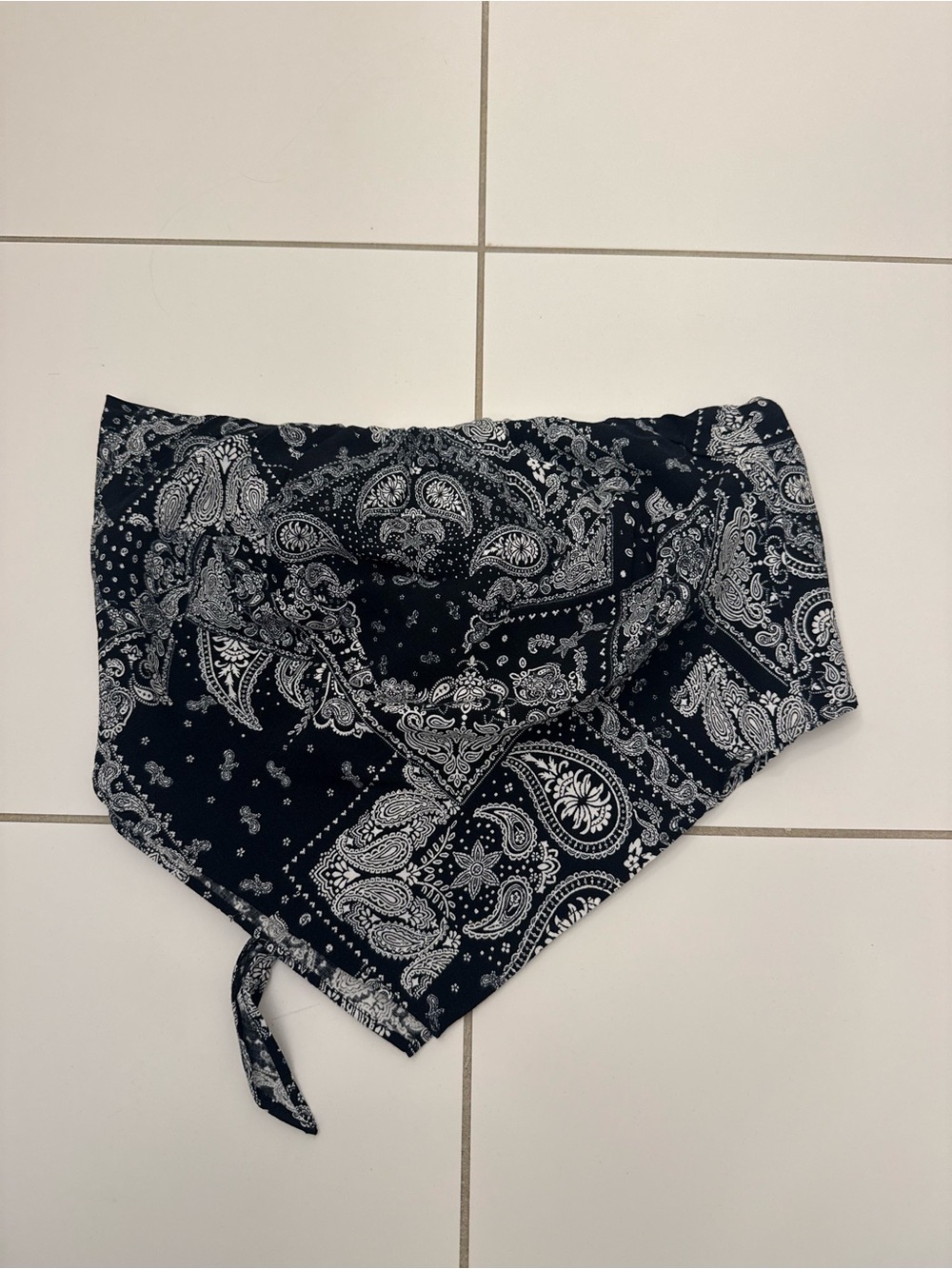 Black bandana tie top